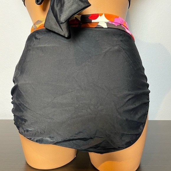 Nwt Body I.D. Floral Halter Top Matching Bottom 2-Piece Bikini Size 13/14 (SW31) - Picture 7 of 7